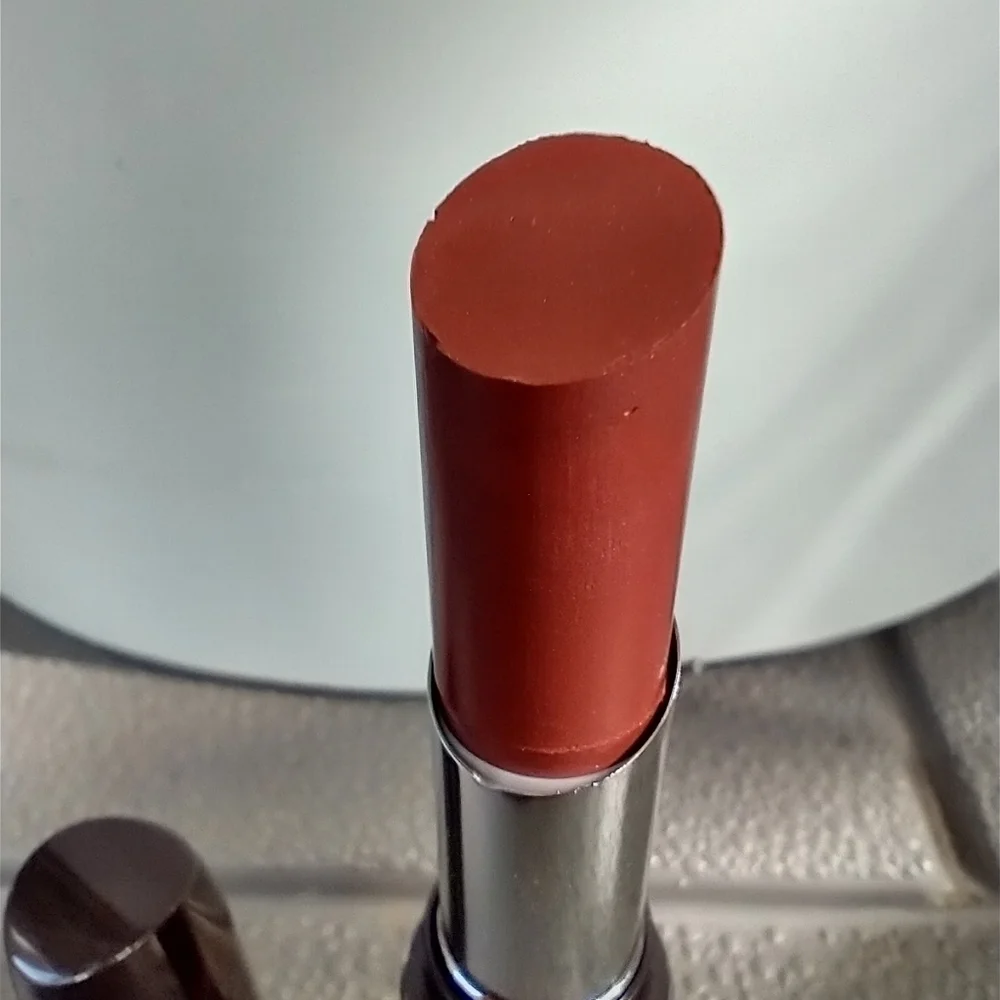 Volume xl seduction plumping lip color 640 tantali